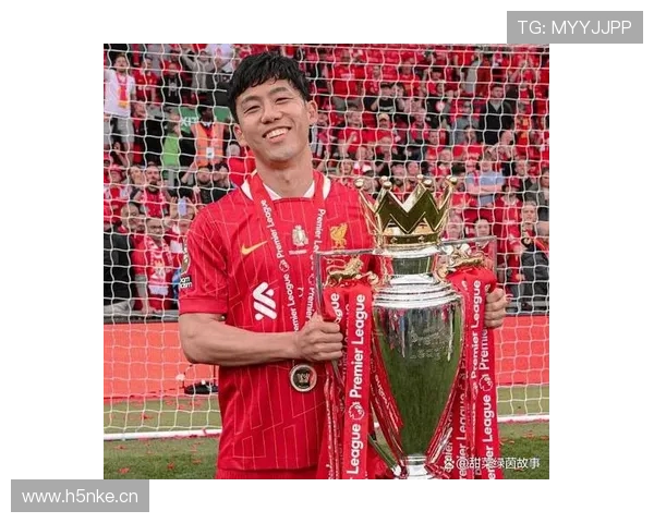 卡拉格:如果利物浦签下苏比门迪,那么远藤航很可能离队 卡拉格:如果利物浦签下苏比门迪,那么远藤航很可能离队